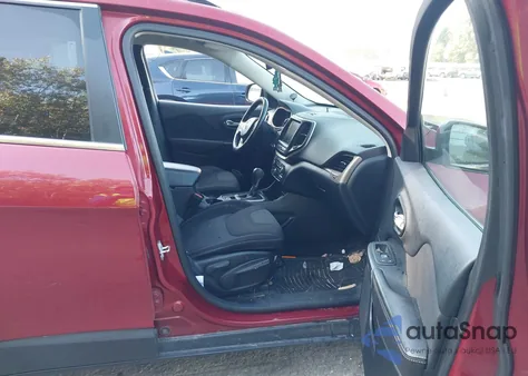 2015 Jeep Cherokee North из США, поврежденный, VIN 1C4PJLCS6FW689686